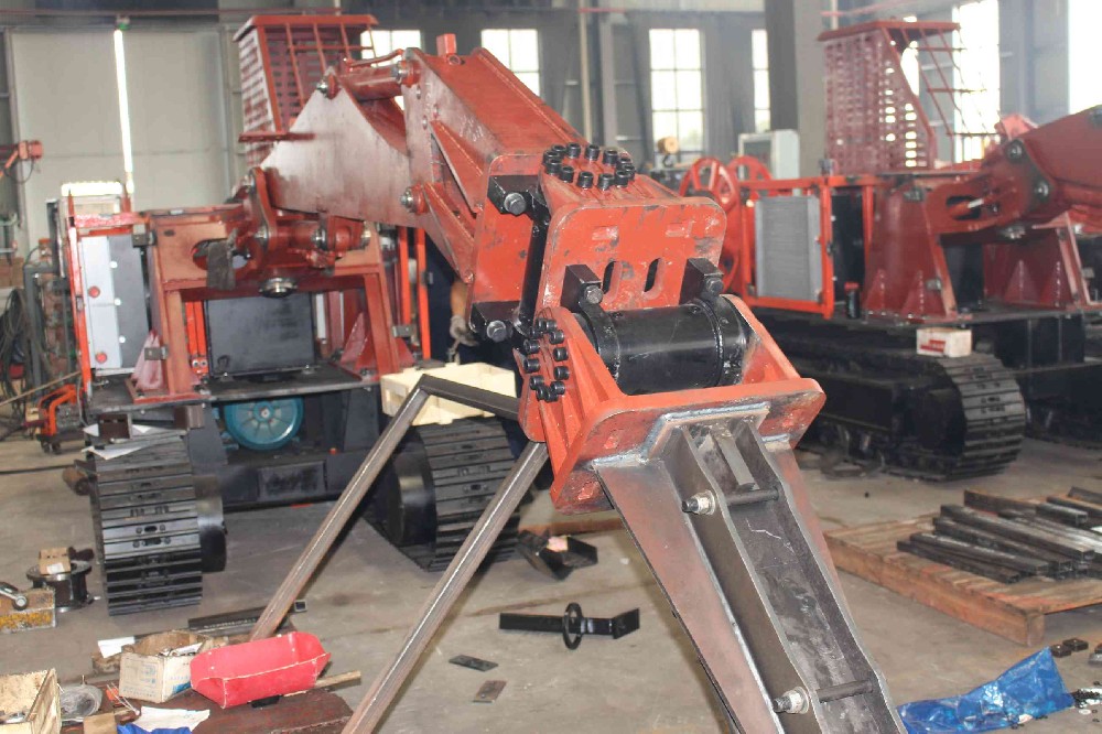 黔東南電動扒渣機(jī) vs. 柴油扒渣機(jī)，哪種更省成本？
