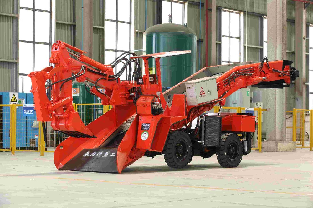 150型履帶扒渣機(jī)性能評(píng)測(cè)
