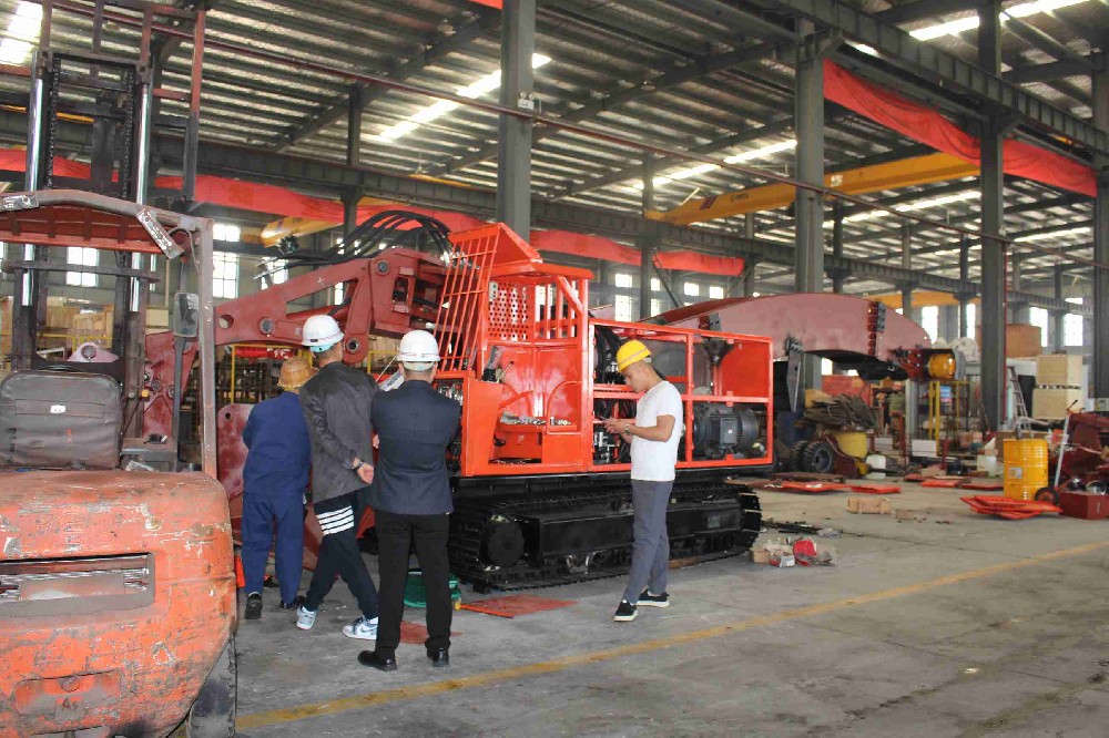 如何判斷扒渣機質量？襄陽企業的生產標準
