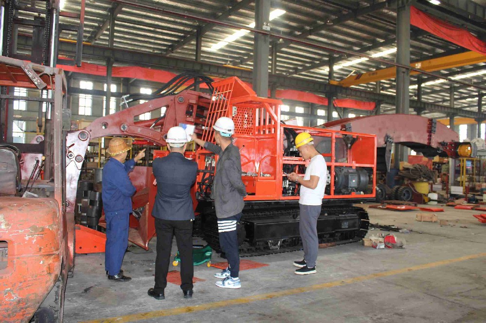 從礦工的辛苦操作到智能裝備：贛州扒渣機改變了什么
