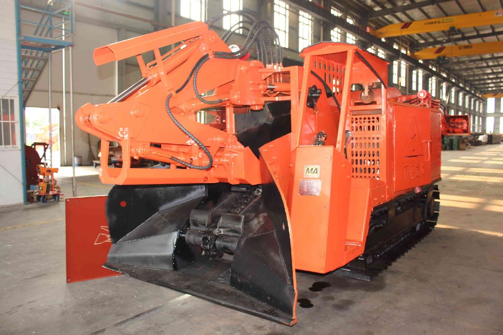 對(duì)比揭曉:手動(dòng)作業(yè)與安康自動(dòng)扒渣機(jī)效率天壤之別