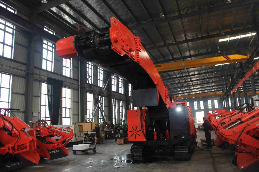 池州 80 履帶扒渣機排名，產(chǎn)品穩(wěn)定性高的優(yōu)質(zhì)品牌
