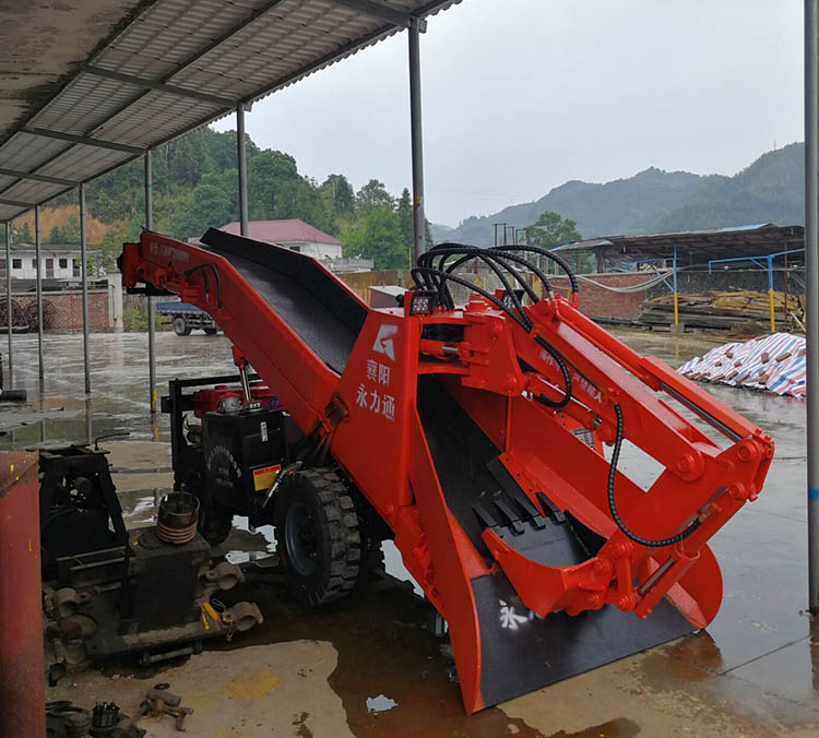 礦山扒渣機設備.jpg